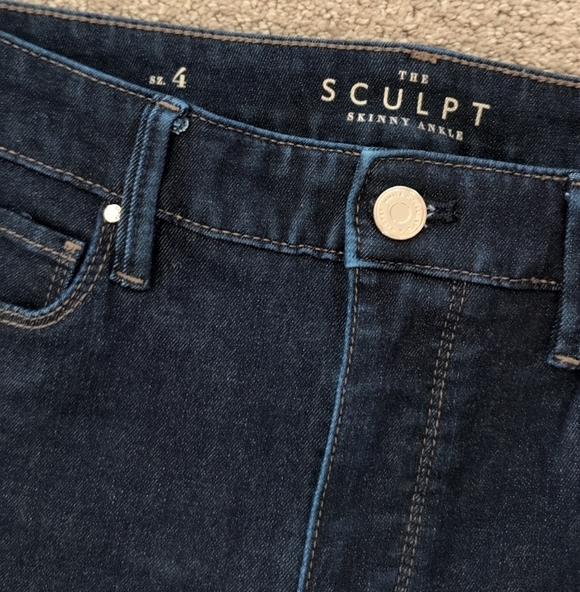 White House Black Market Women's Sculpt Skinny Ankle Dark Wash Jeans - Picture 4 of 12